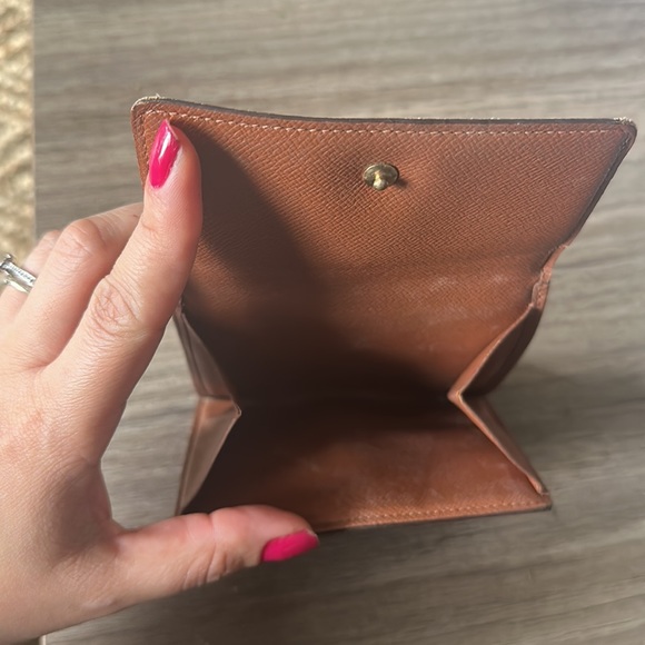 Authentic Louis Vuitton Monogram Canvas Elise Wallet - Picture 8 of 8